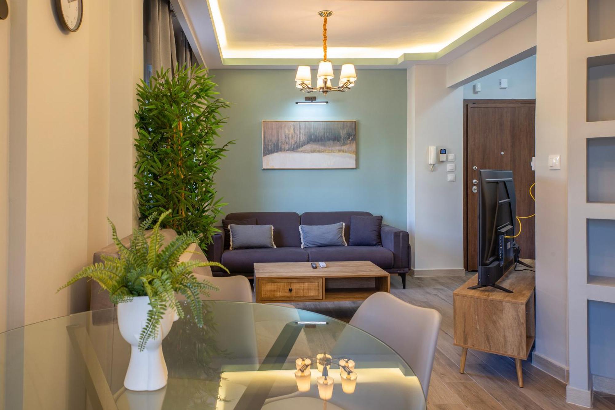 Spacetwo "Downtown Chill" By #Gimispace Lux Apt Thessaloniki Exterior photo